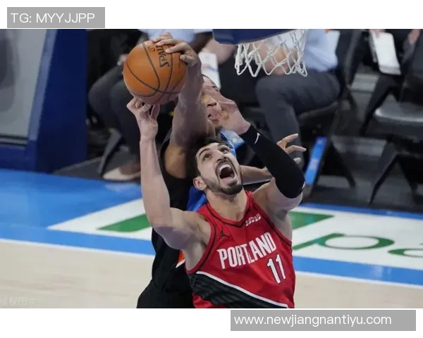 拼劲十足!尼德豪泽全能表现助球队夺胜贡献13分11板3助2帽7前场板 拼劲十足!尼德豪泽全能表现助球队夺胜贡献13分11板3助2帽7前场板